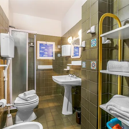 Grange - Happy Grangesises